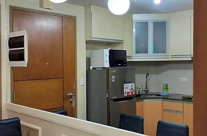 Rqui Condotel Near Airport & World 호텔